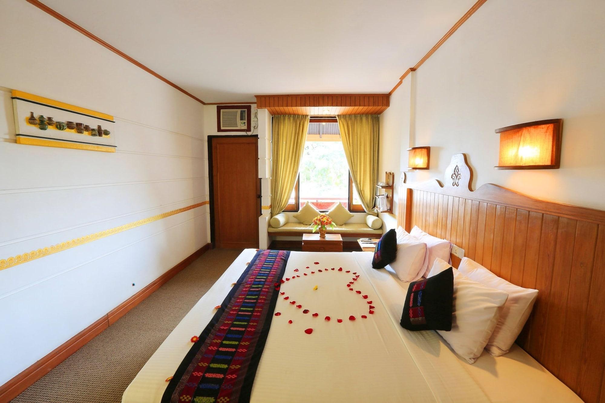 Hotel Amazing Nyaungshwe Exteriör bild