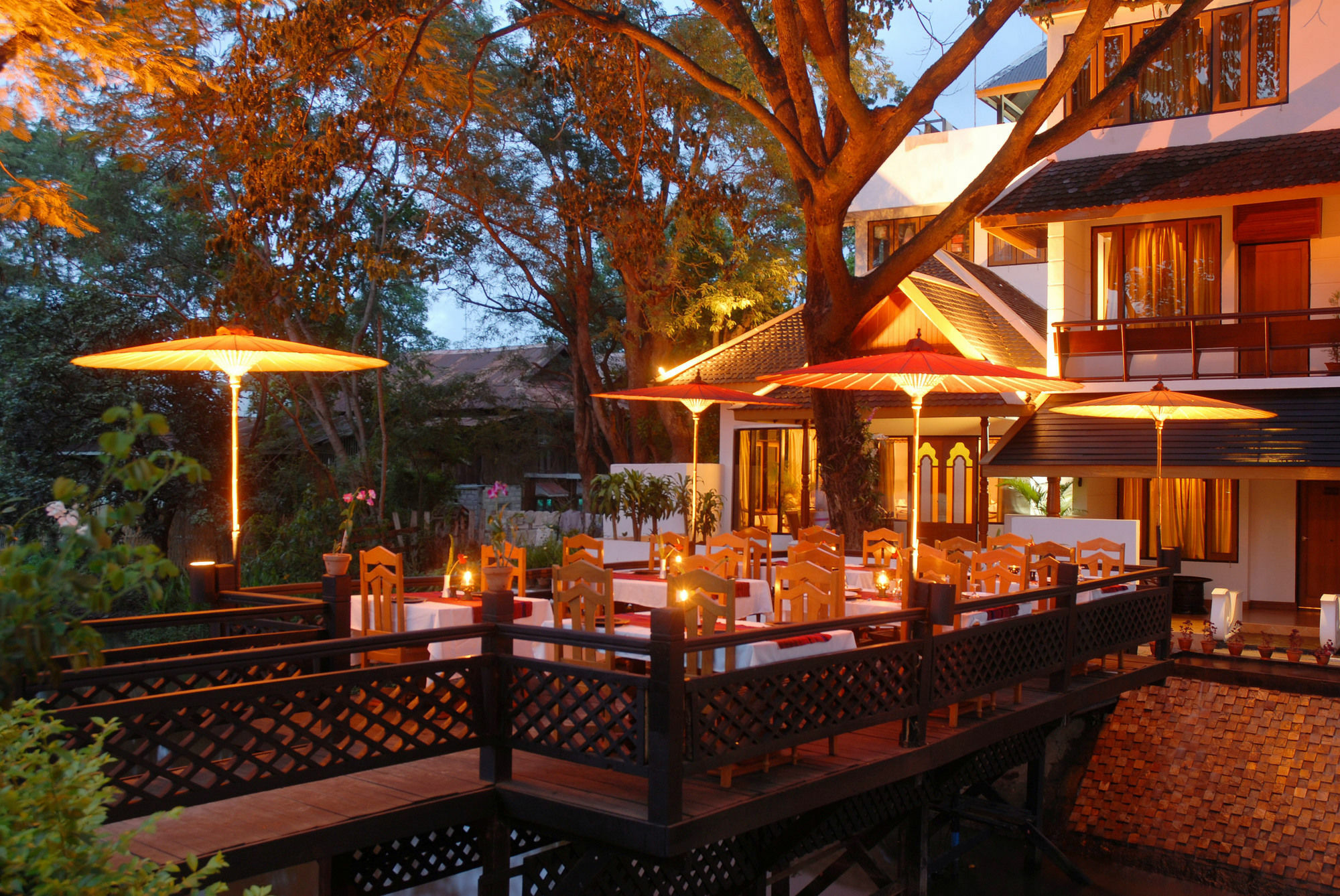 Hotel Amazing Nyaungshwe Exteriör bild